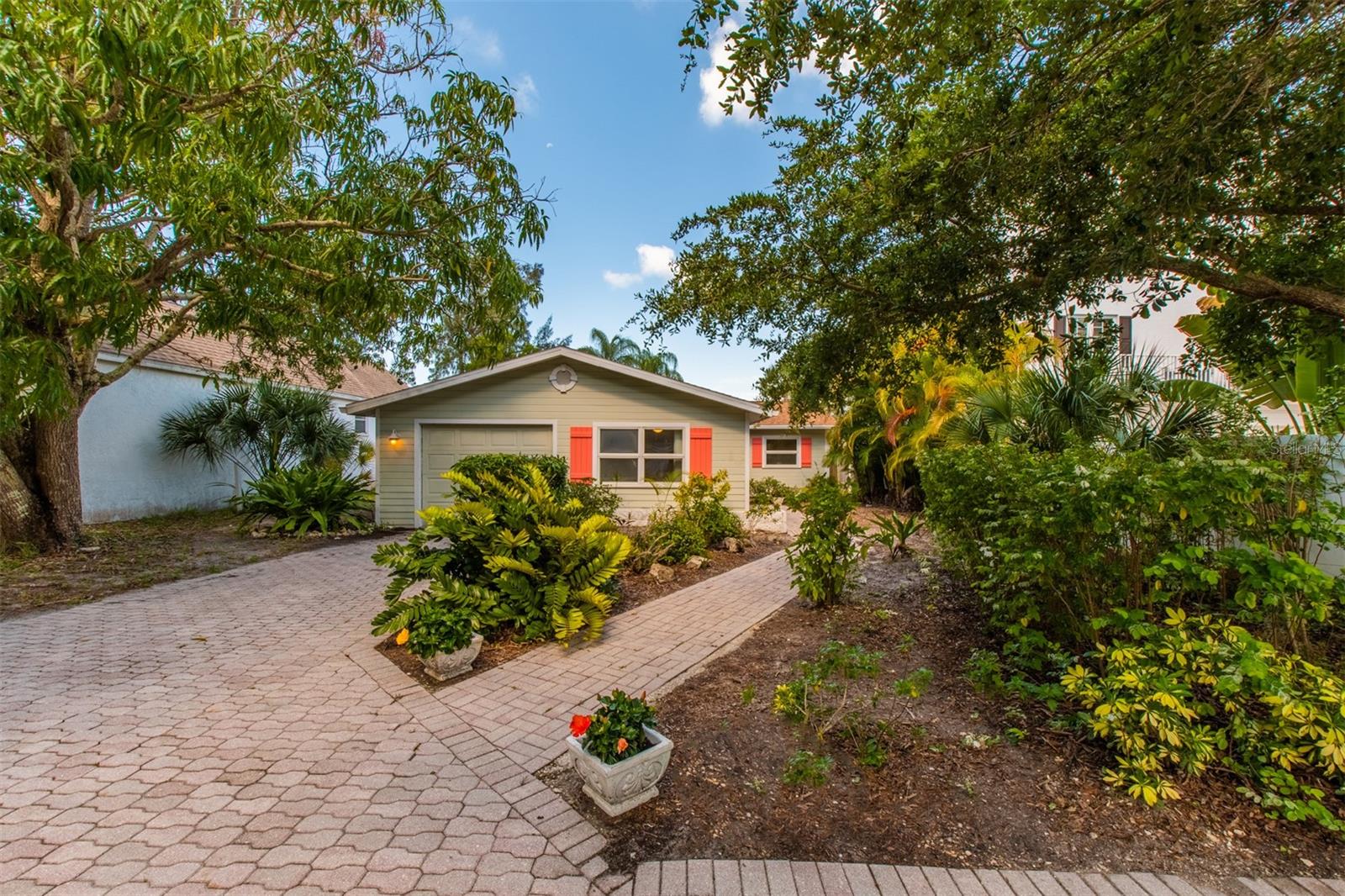 Details for 8302 Midnight Pass Road, SARASOTA, FL 34242