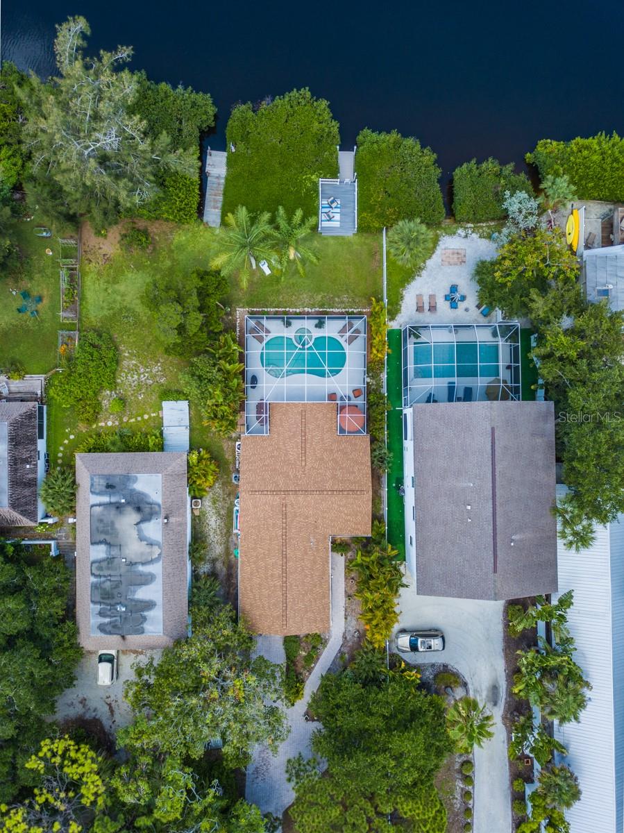 Image 26 of 71 For 8302 Midnight Pass Road