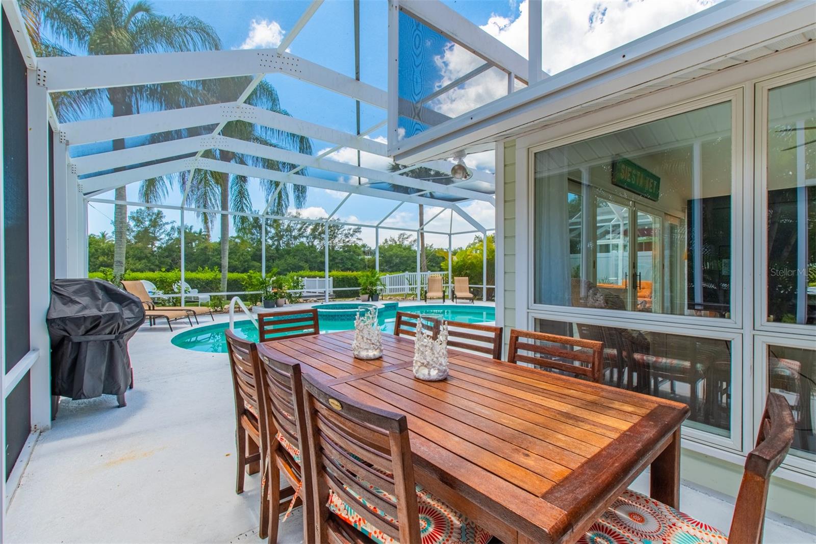 Image 27 of 71 For 8302 Midnight Pass Road