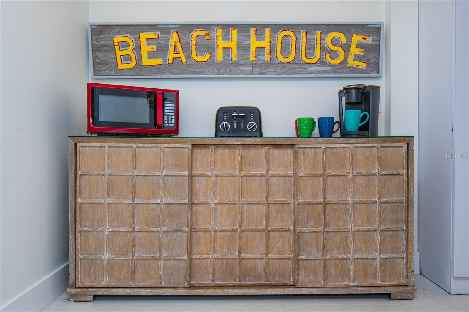 Image 38 of 71 For 8302 Midnight Pass Road