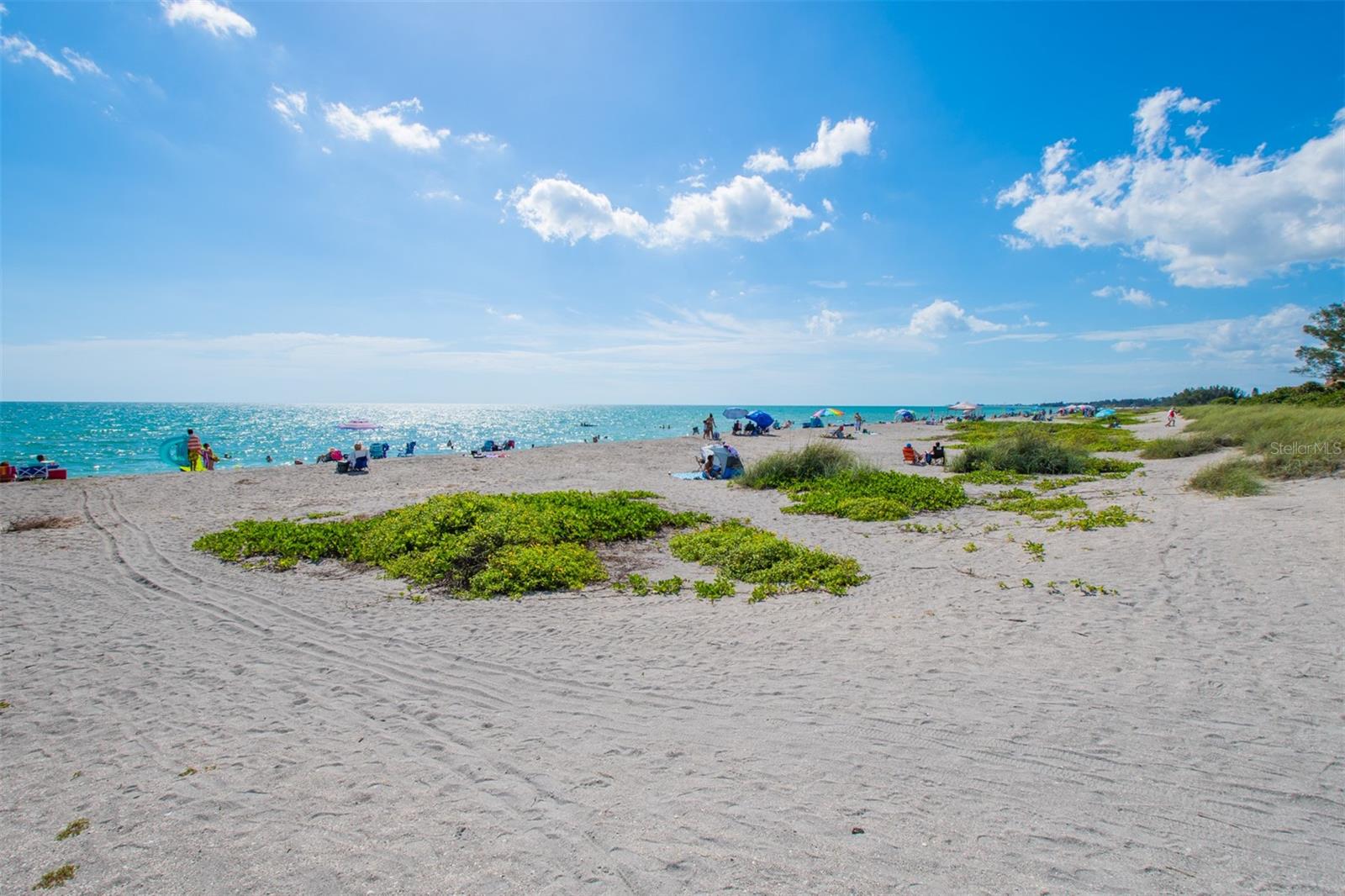 Image 52 of 71 For 8302 Midnight Pass Road