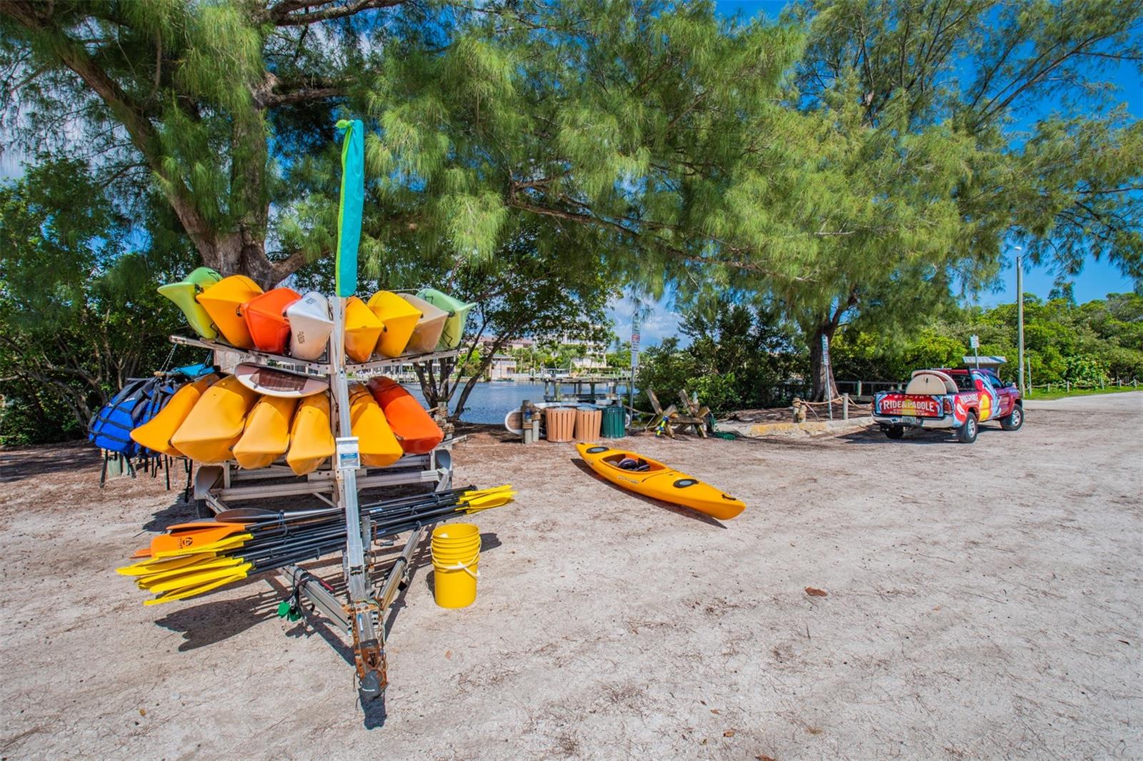 Image 53 of 71 For 8302 Midnight Pass Road