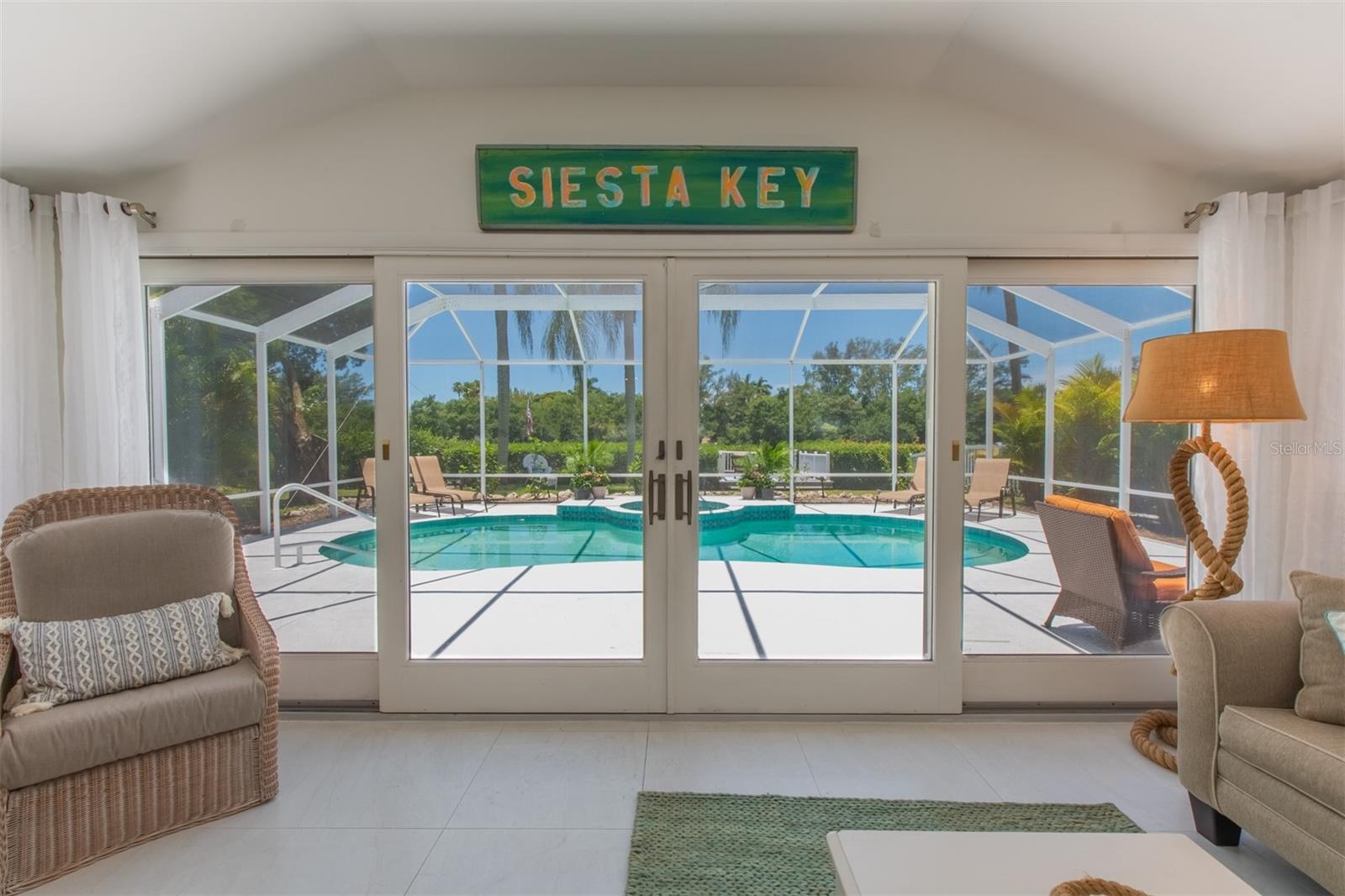 Image 6 of 71 For 8302 Midnight Pass Road