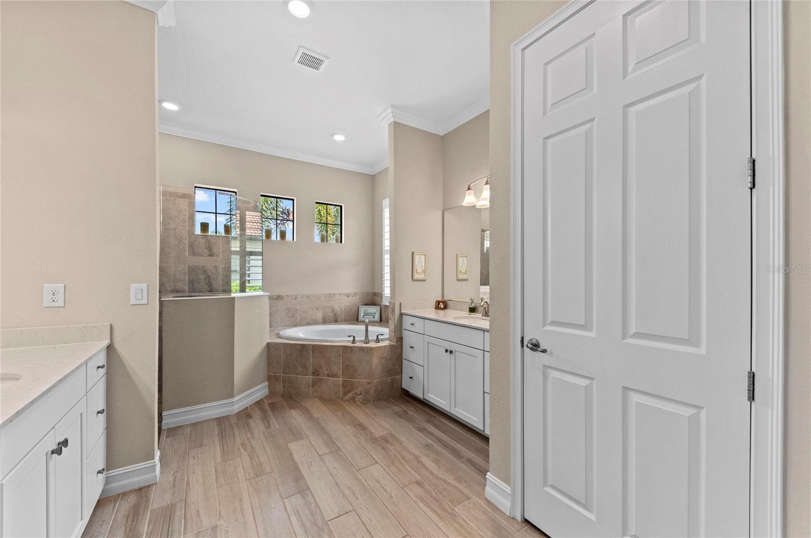 Image 31 of 89 For 10832 Whisk Fern Drive