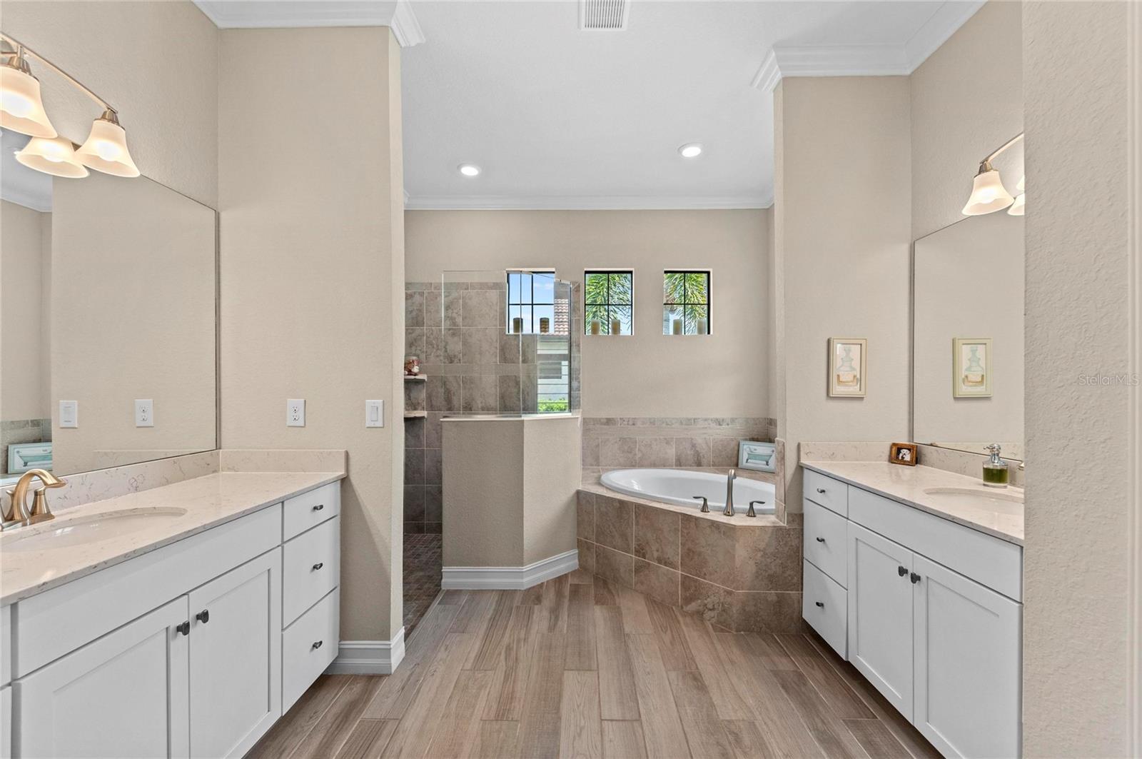 Image 32 of 89 For 10832 Whisk Fern Drive