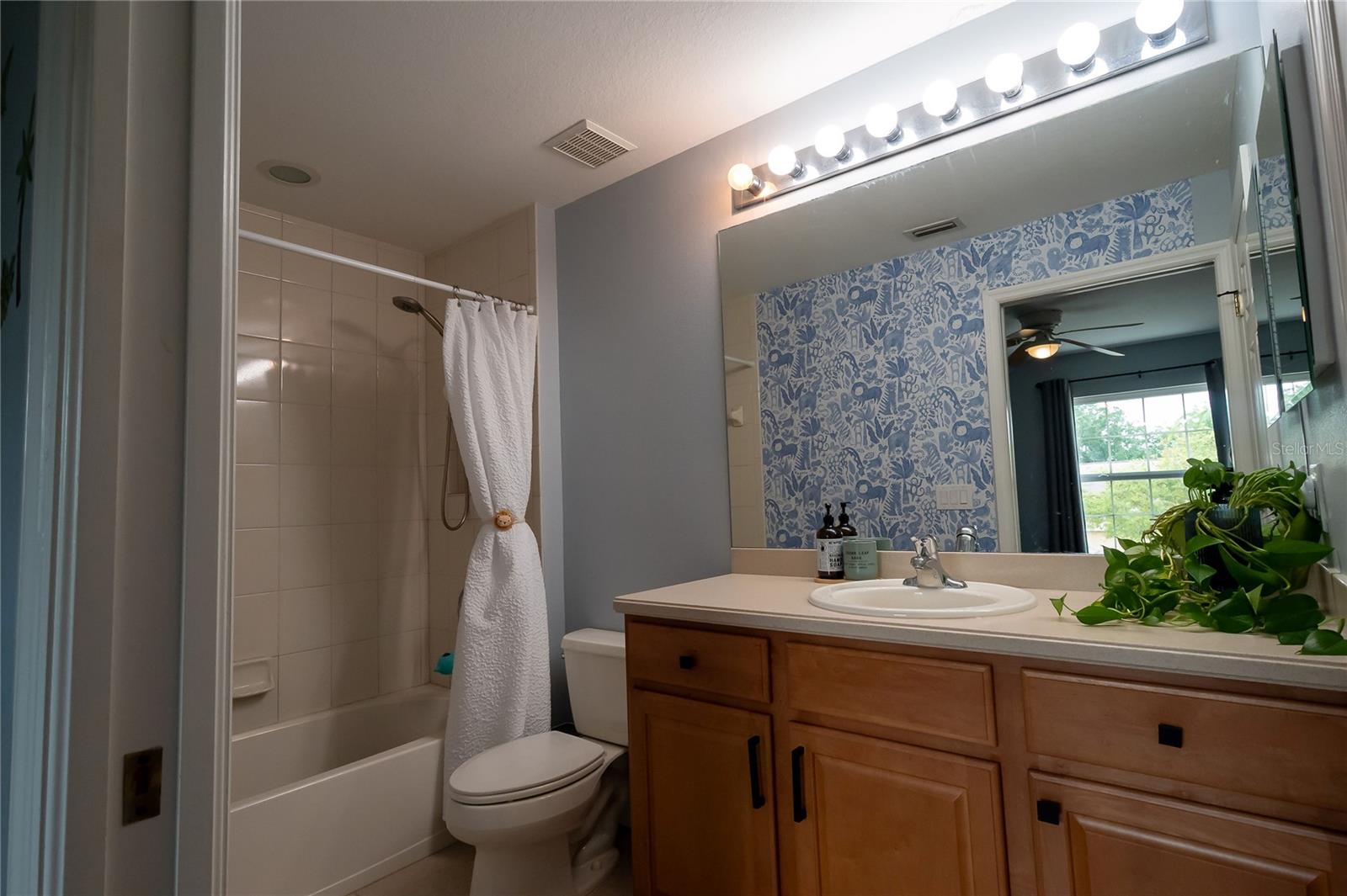 Image 15 of 23 For 11454 52nd Court E