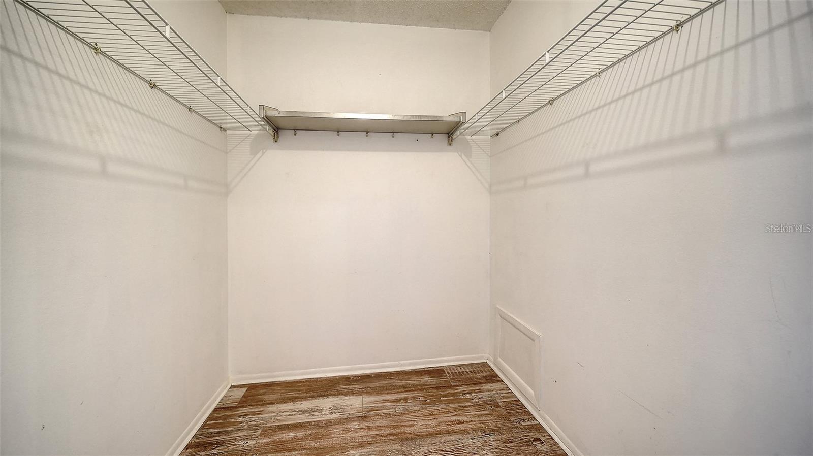 Image 11 of 27 For 7880 Palm Aire Lane 203