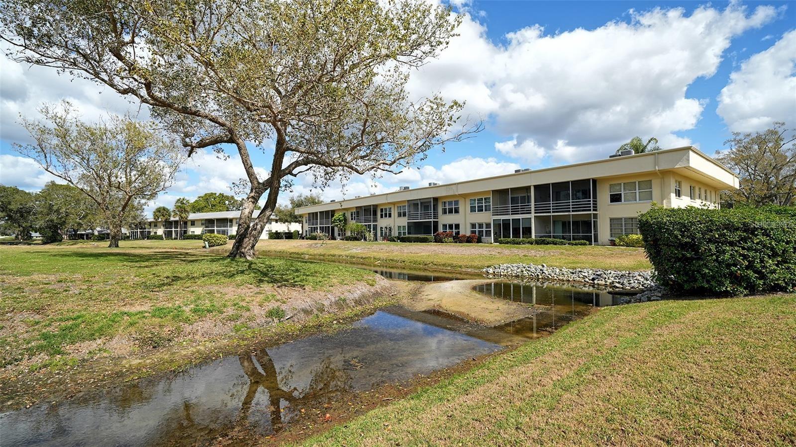 Image 15 of 27 For 7880 Palm Aire Lane 203