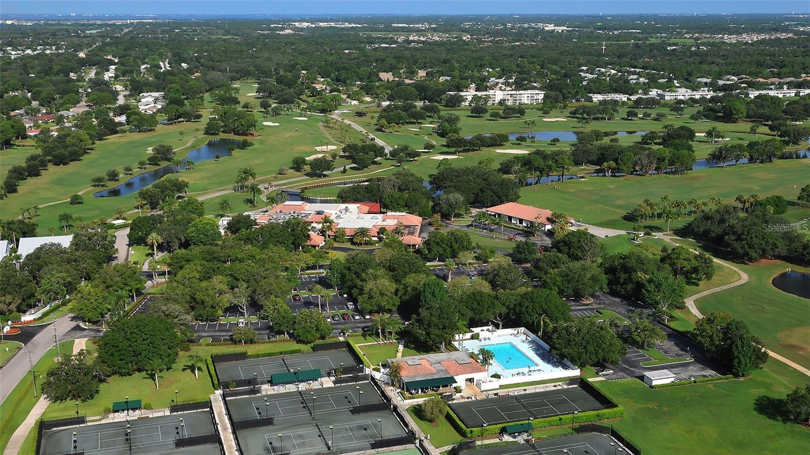 Image 21 of 27 For 7880 Palm Aire Lane 203