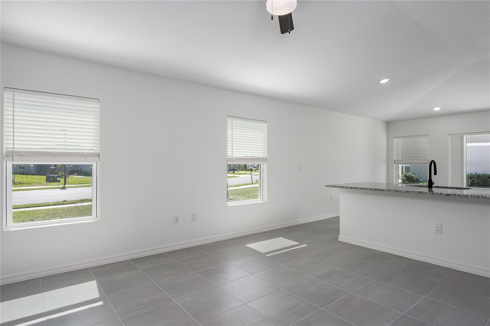 Image 10 of 24 For 10468 Wet Marsh Cove