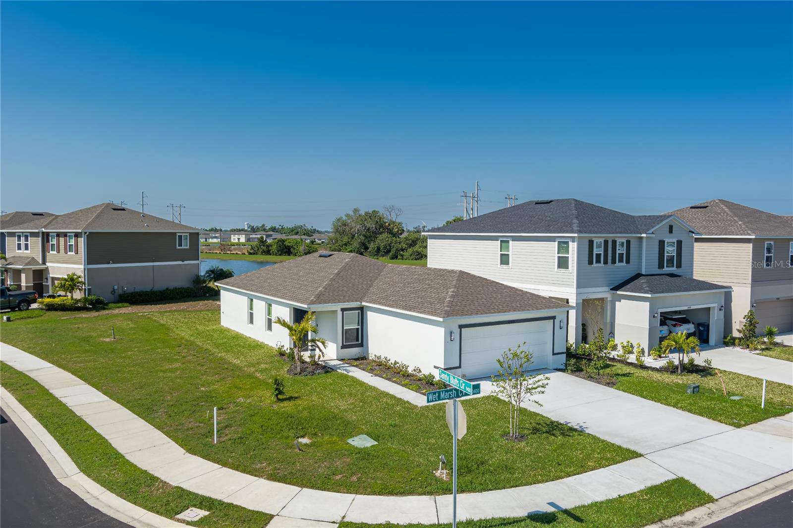 Image 2 of 24 For 10468 Wet Marsh Cove