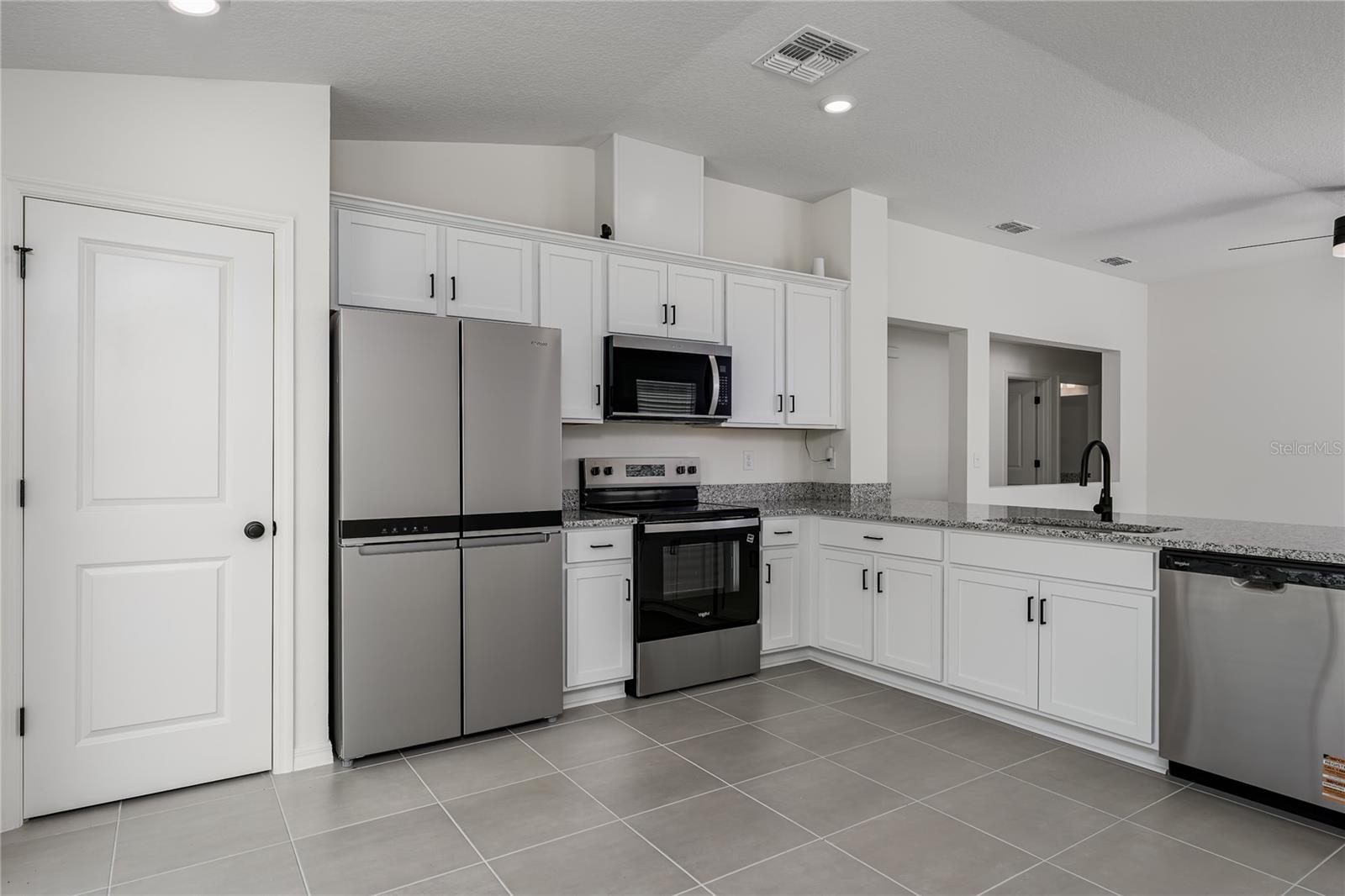 Image 3 of 24 For 10468 Wet Marsh Cove