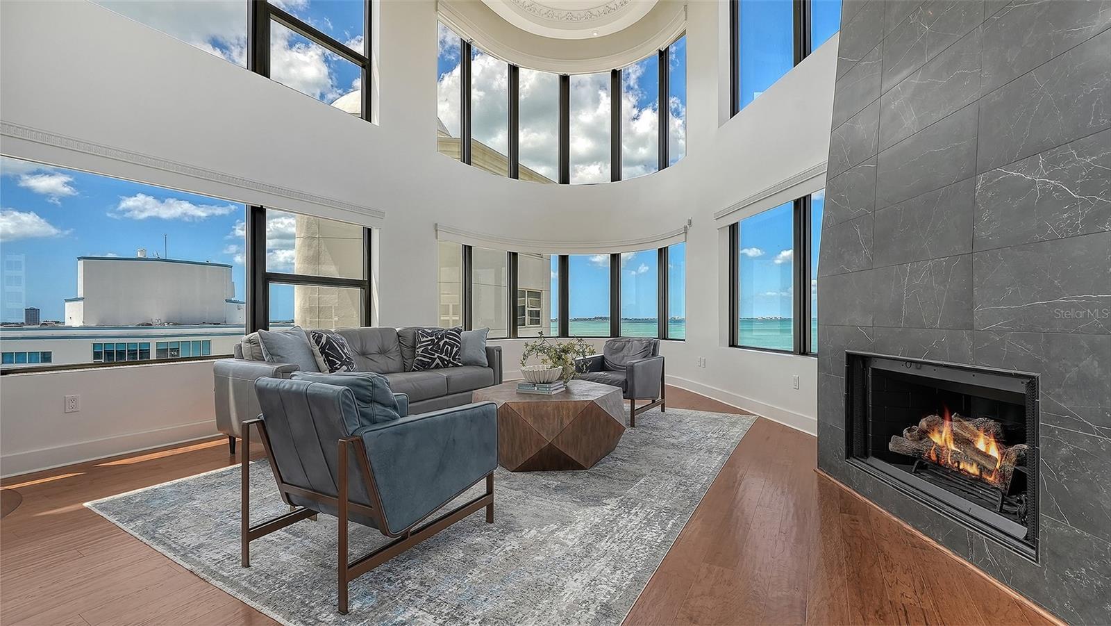 Image 6 of 55 For 128 Golden Gate Point 901b