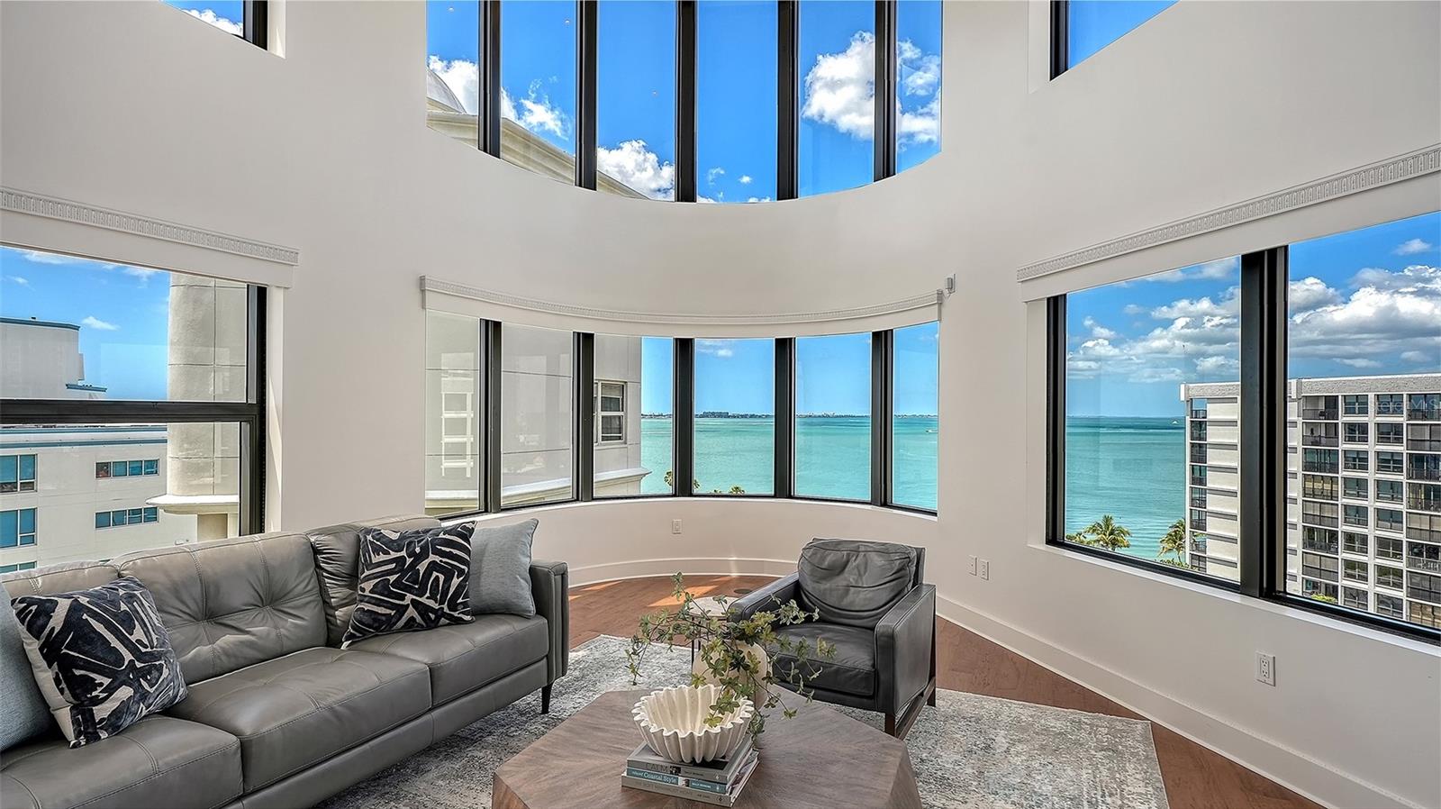 Image 9 of 55 For 128 Golden Gate Point 901b