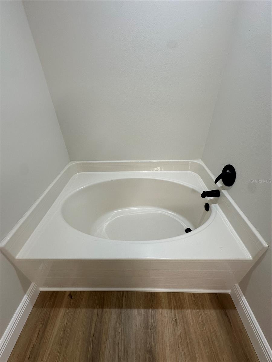 Image 38 of 80 For 3252 Chica Circle