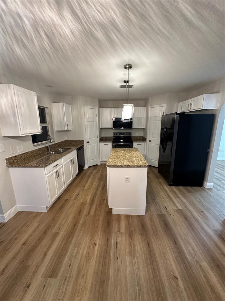 Image 6 of 80 For 3252 Chica Circle