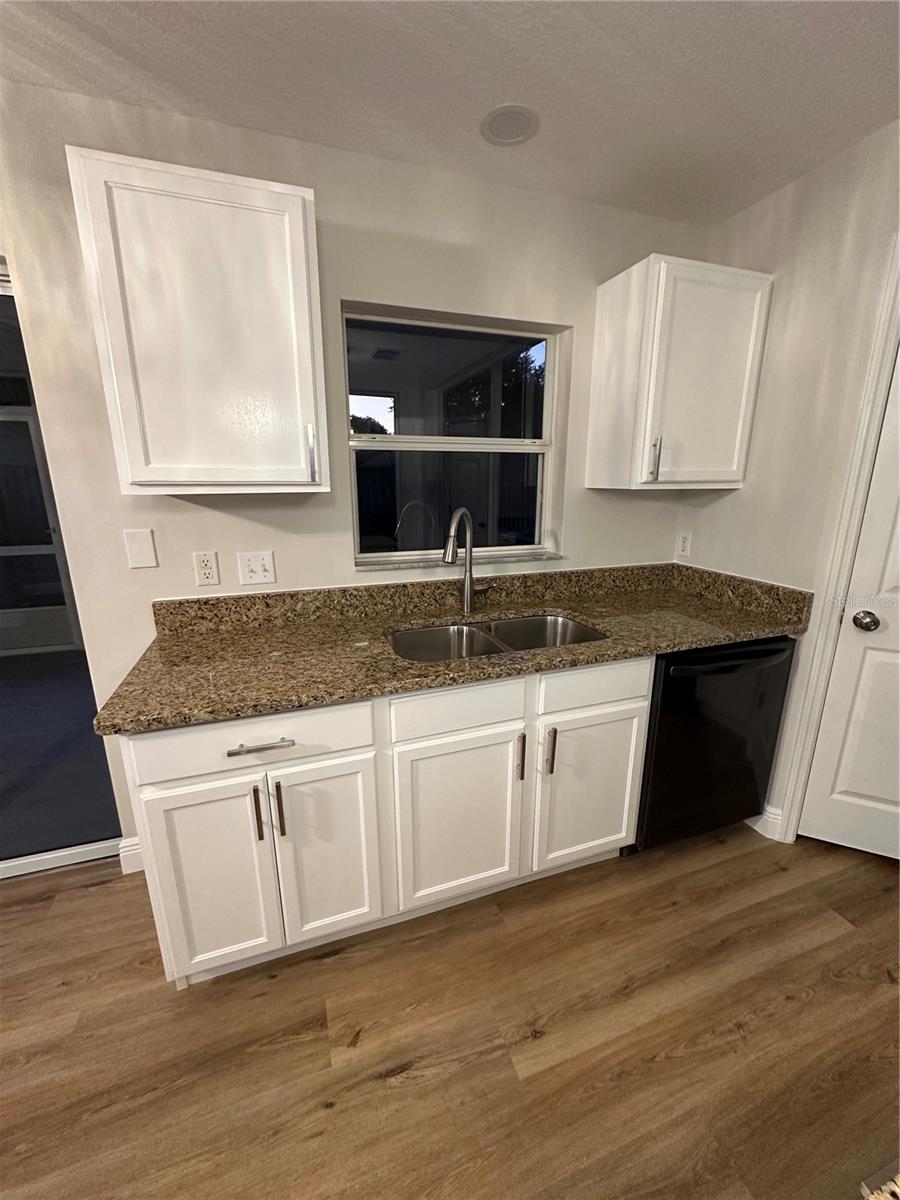 Image 7 of 80 For 3252 Chica Circle