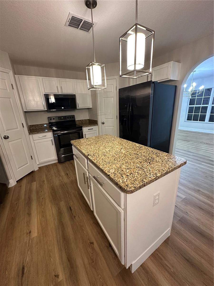 Image 8 of 80 For 3252 Chica Circle