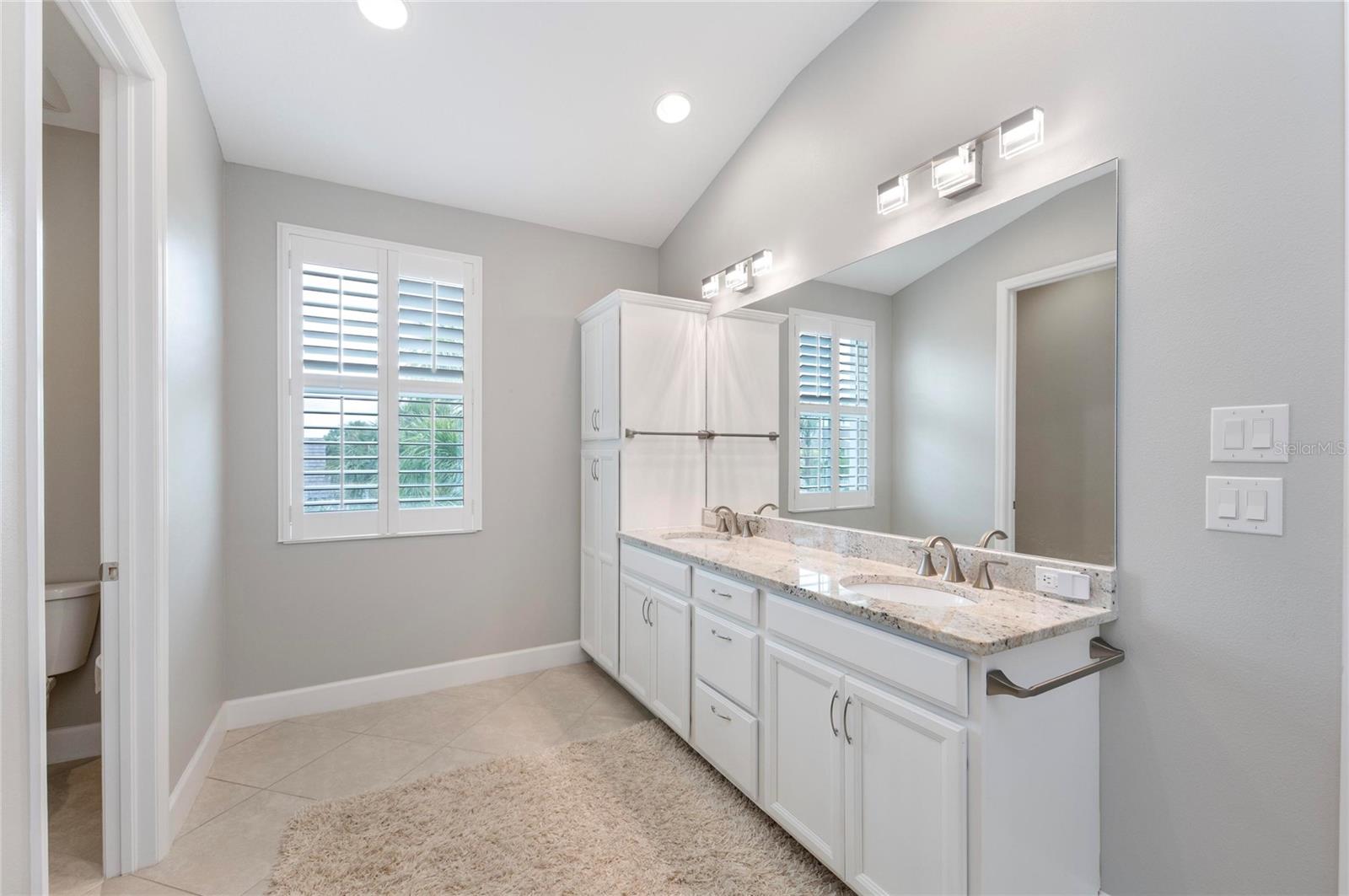 Image 38 of 100 For 342 Castaway Cay Drive 201