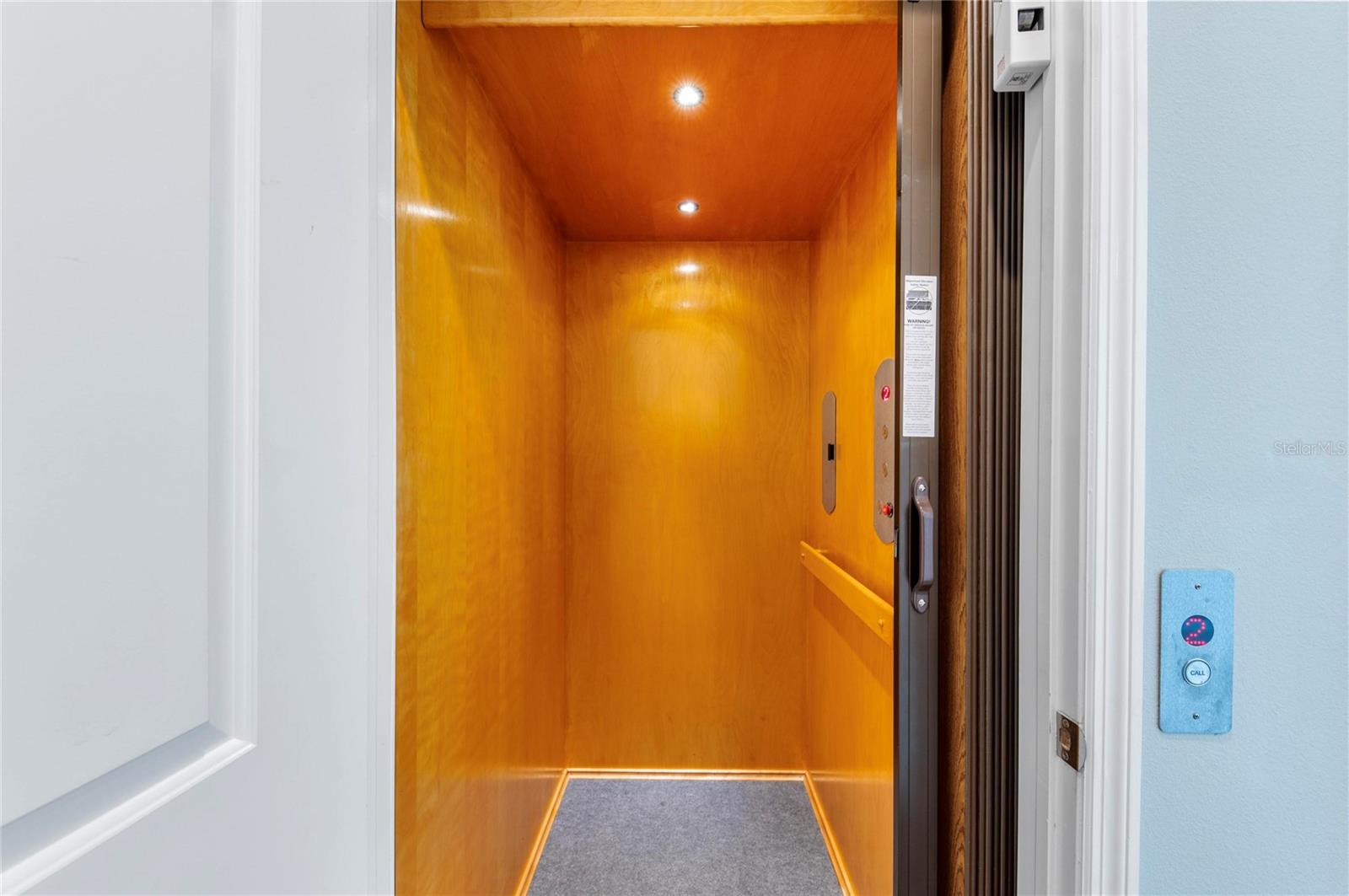 Image 47 of 100 For 342 Castaway Cay Drive 201