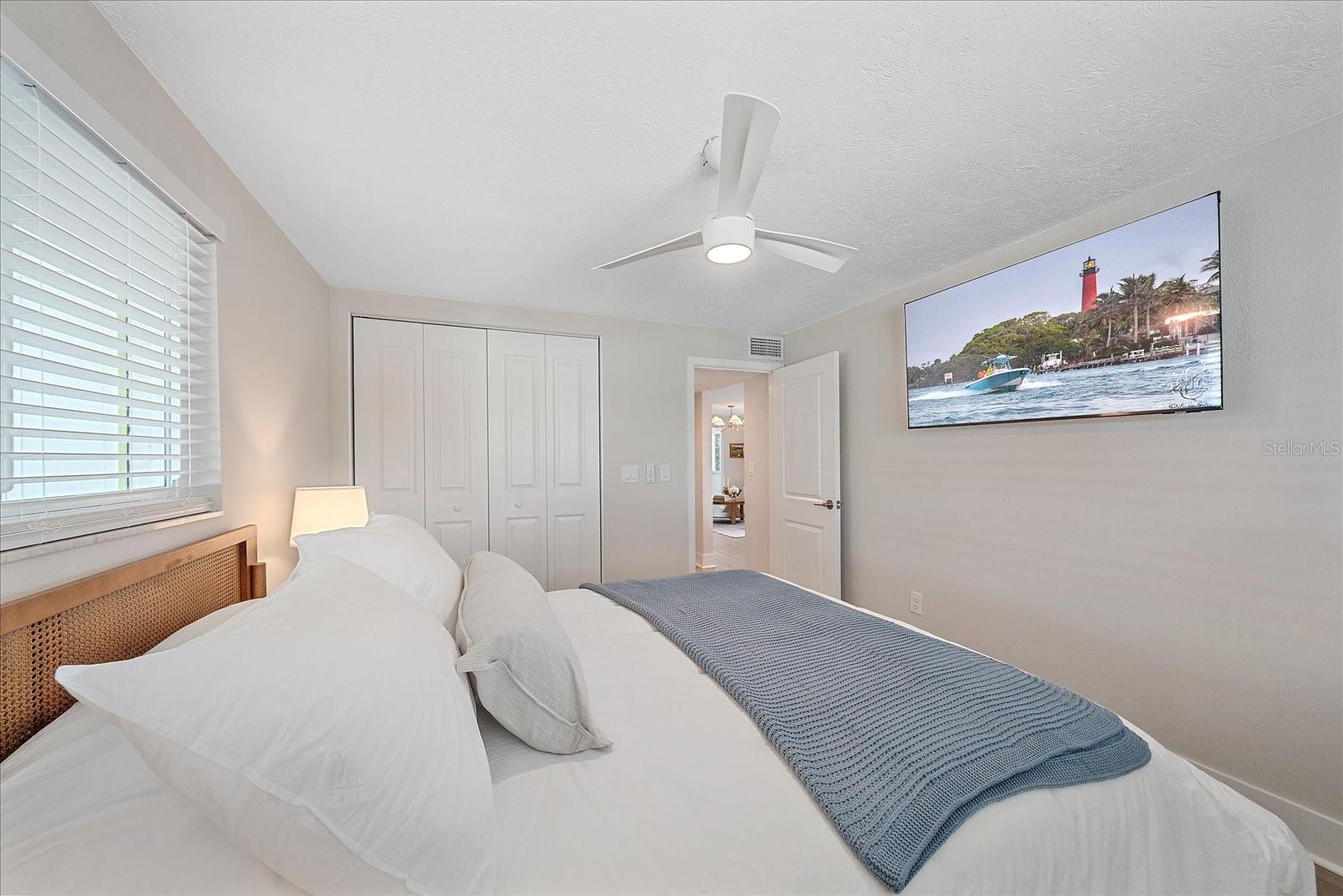 Listing photo id 16 for 914 Spanish Drive S 76