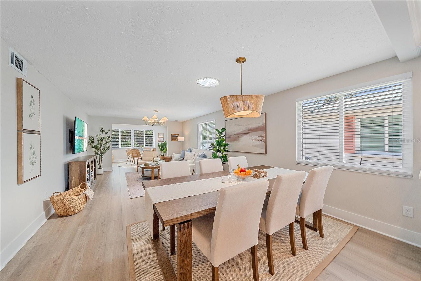 Listing photo id 6 for 914 Spanish Drive S 76