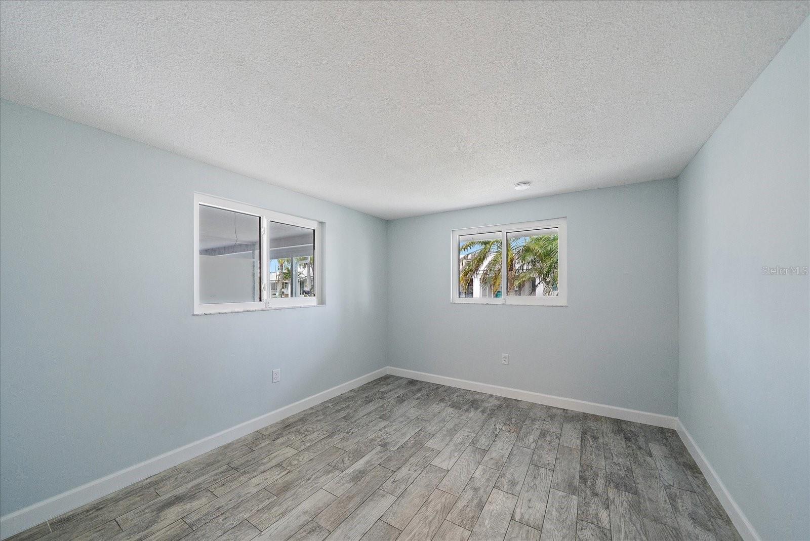 Listing photo id 10 for 730 Spanish Drive S 99