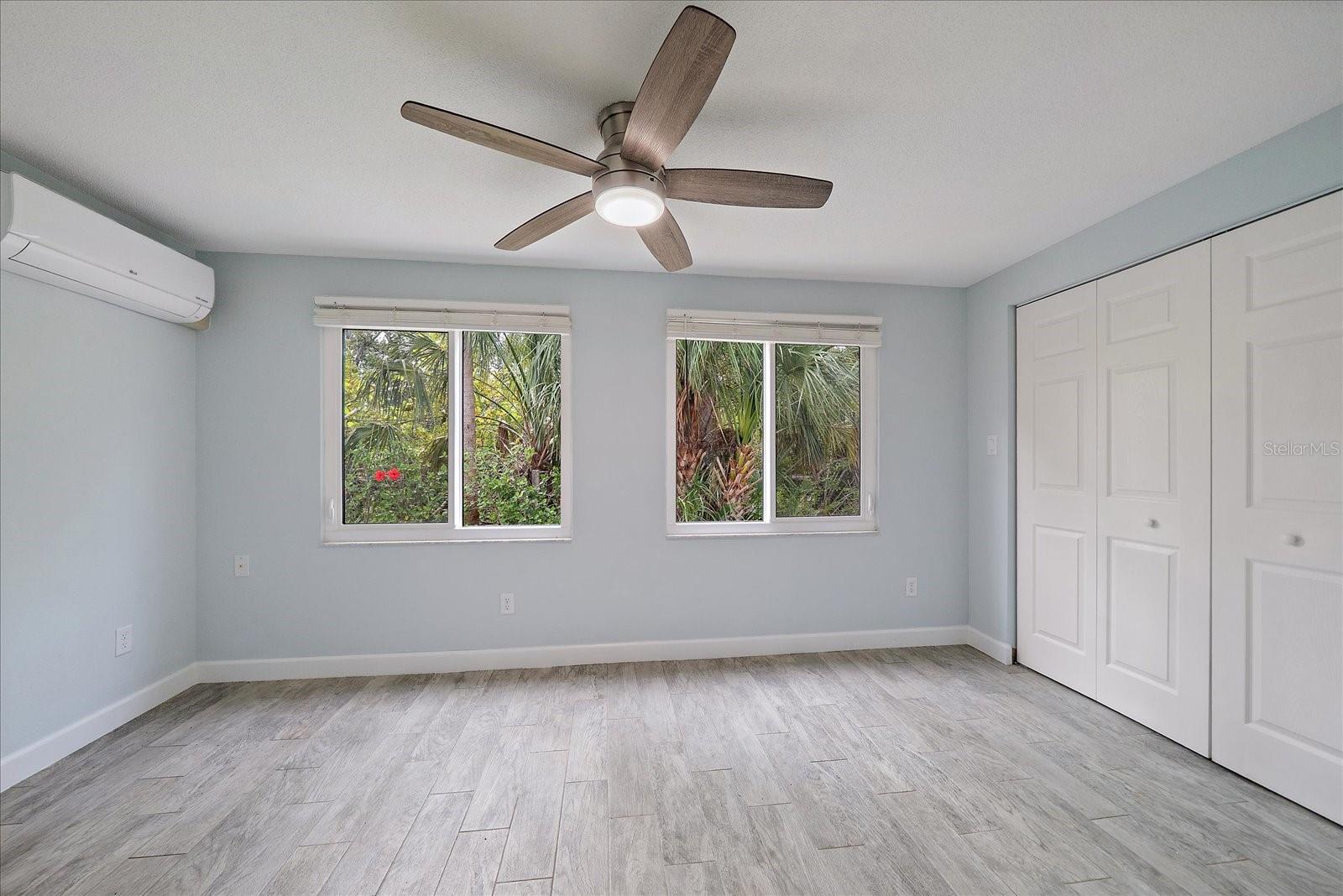 Listing photo id 17 for 730 Spanish Drive S 99