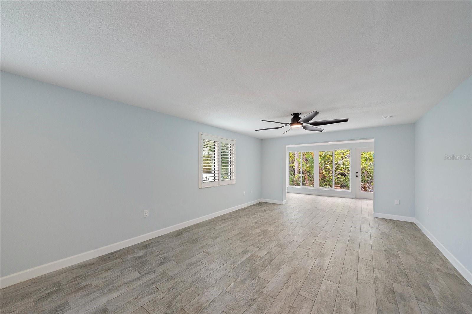 Listing photo id 2 for 730 Spanish Drive S 99