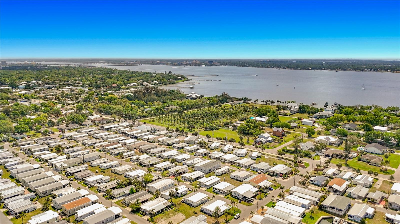 Image 23 of 30 For 80 Del Rio Drive