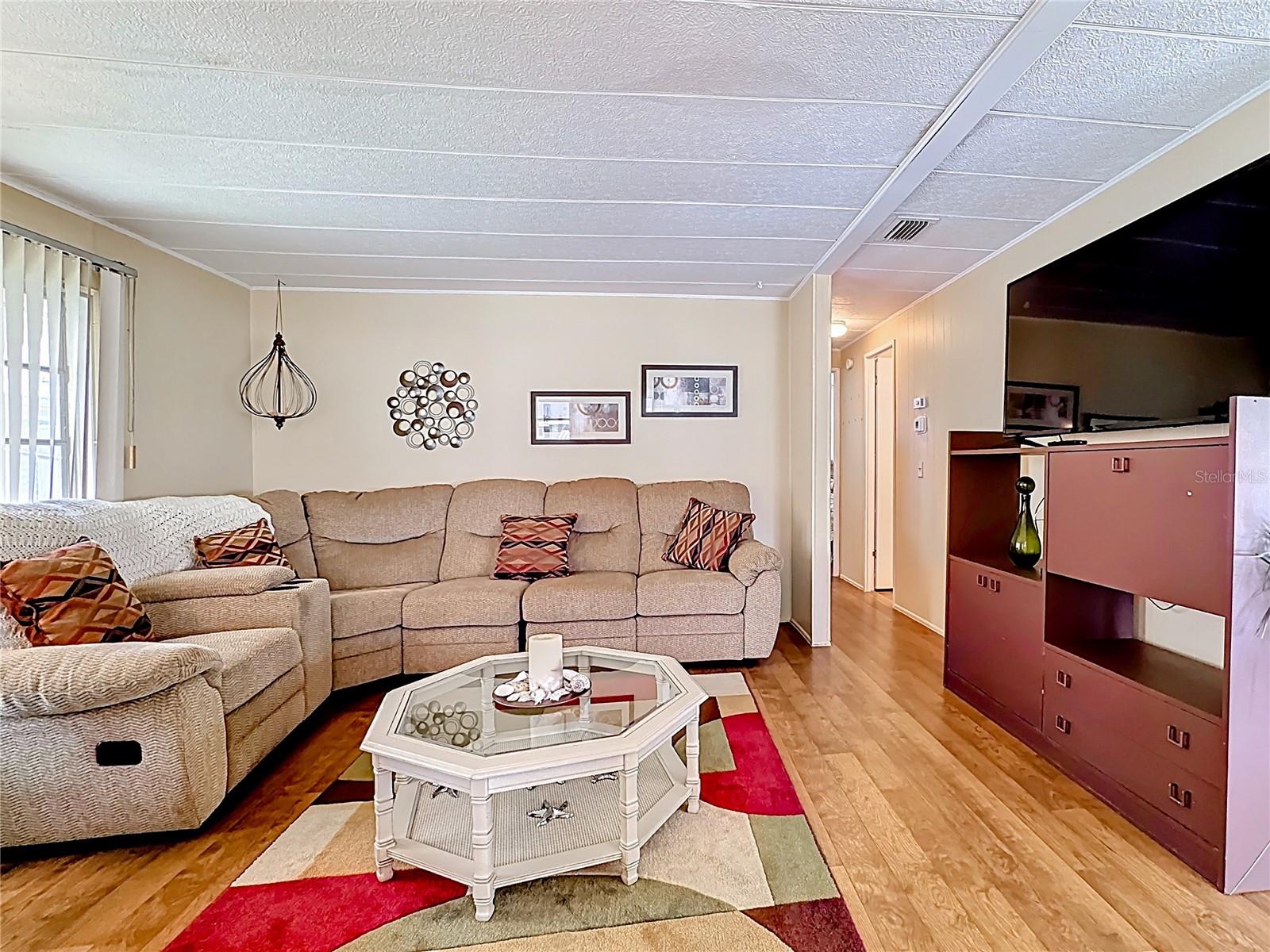 Image 6 of 30 For 80 Del Rio Drive