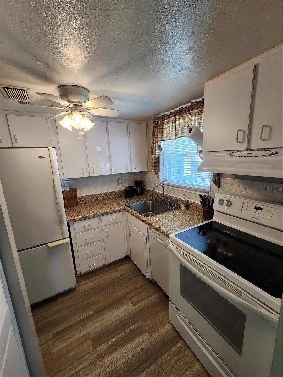 Image 12 of 25 For 5842 Welcome Road J2