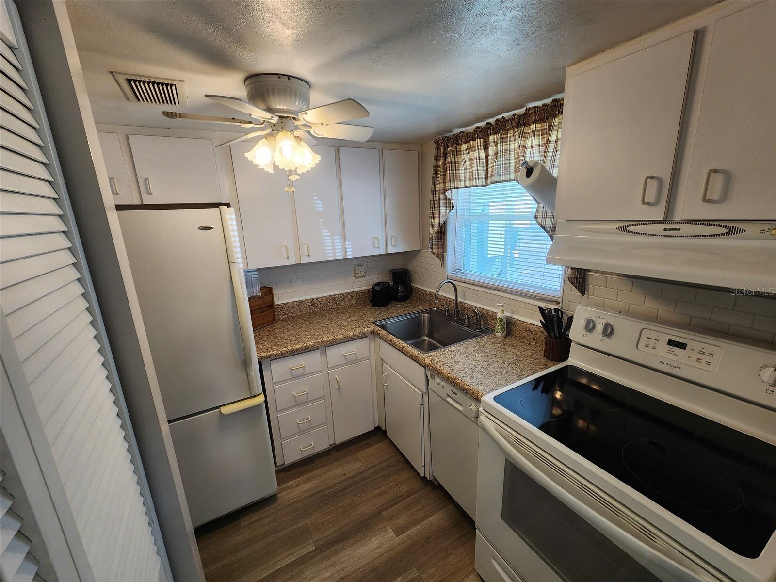 Image 13 of 25 For 5842 Welcome Road J2