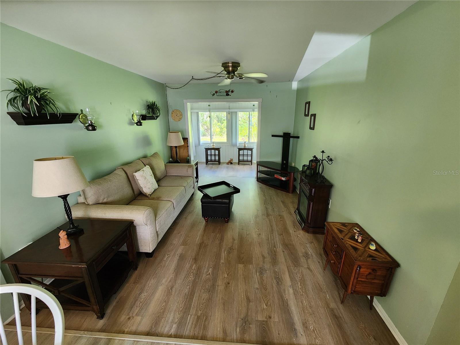 Image 4 of 25 For 5842 Welcome Road J2