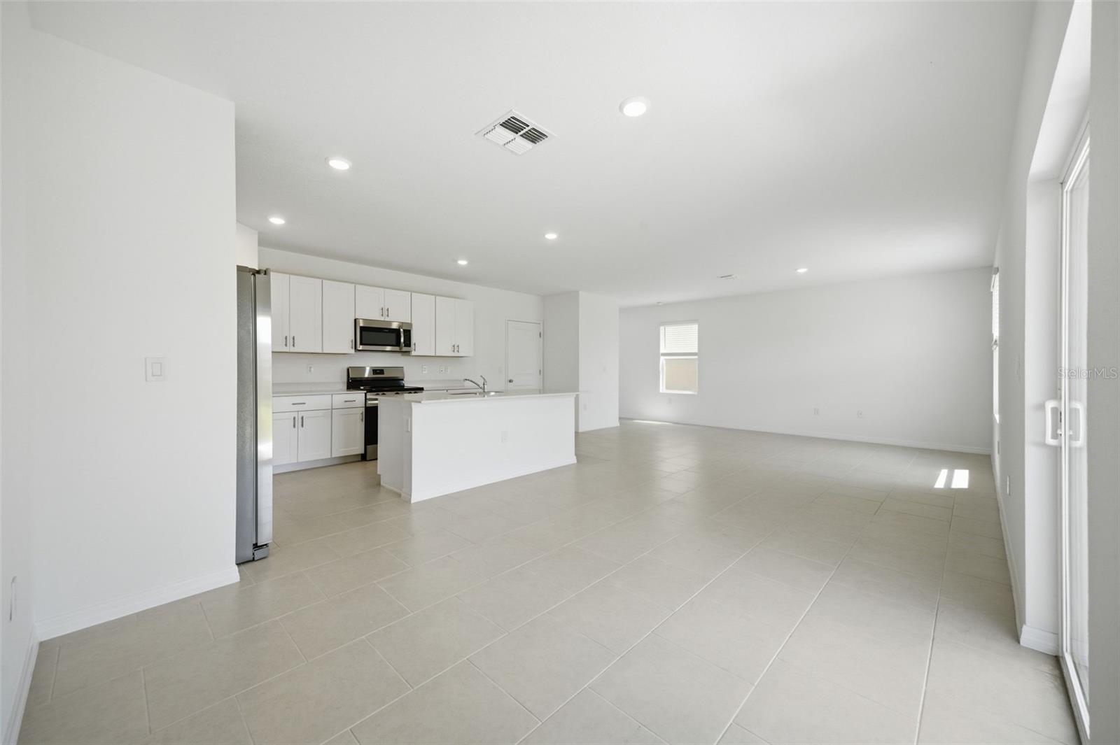 Image 9 of 37 For 17837 Haden Cove