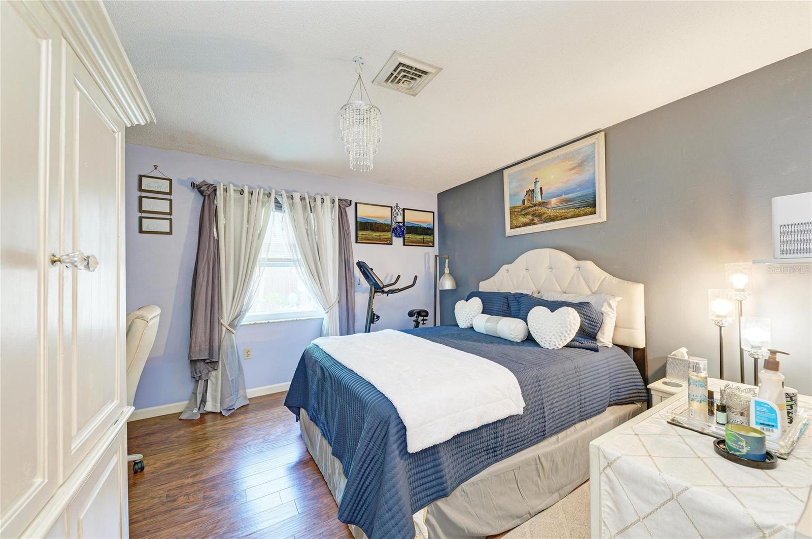 Image 30 of 37 For 7236 Las Casas Dr