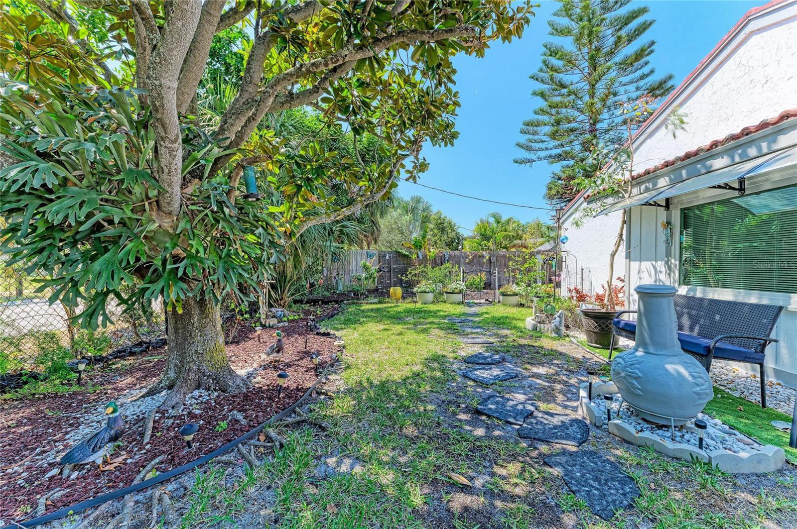 Image 34 of 37 For 7236 Las Casas Dr