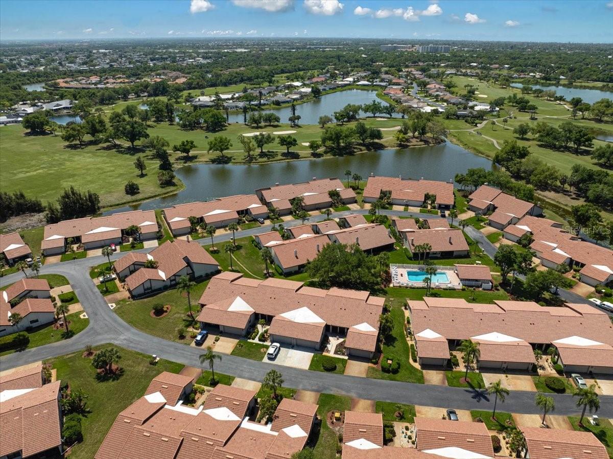 Image 31 of 35 For 892 Country Club Circle 50