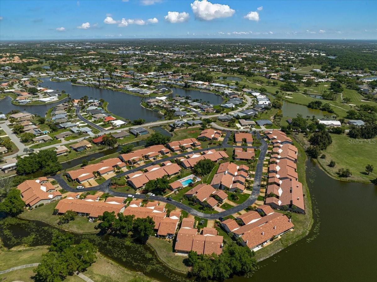 Image 8 of 35 For 892 Country Club Circle 50