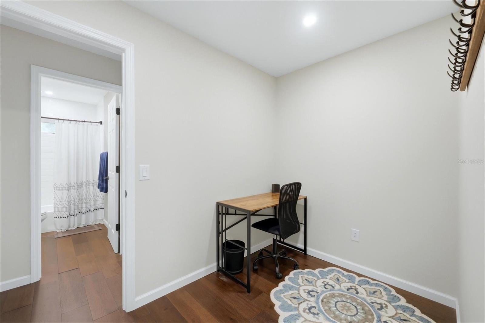 Image 19 of 37 For 3140 Odessa Road