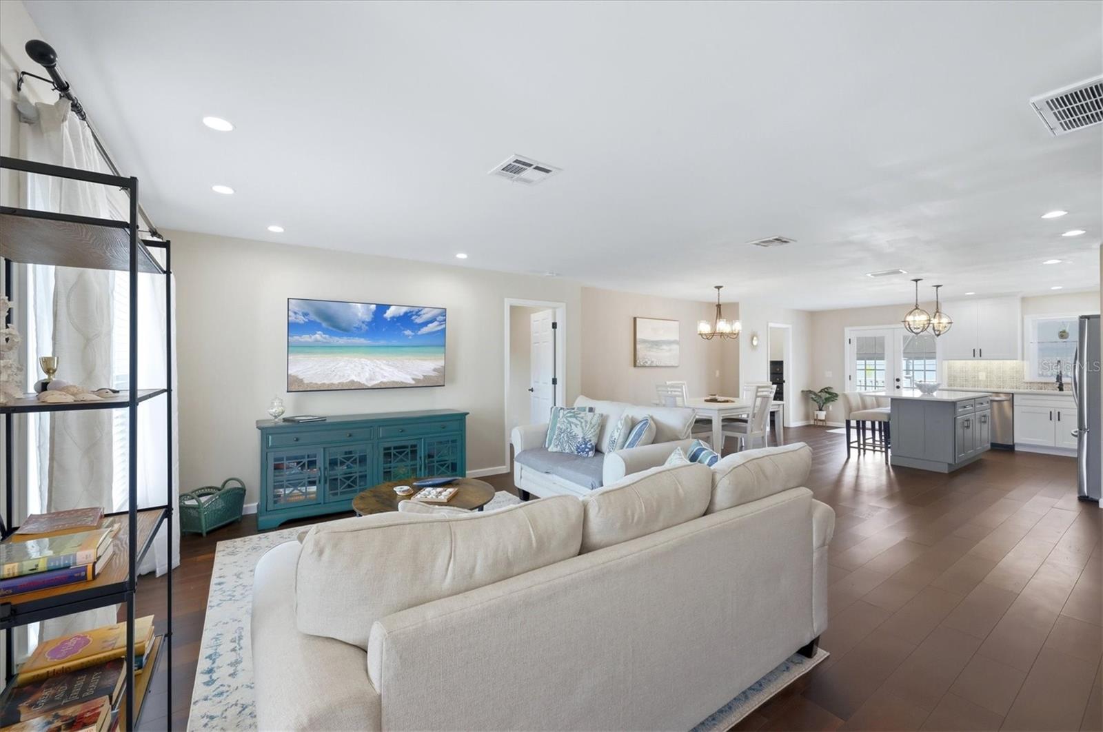 Image 3 of 37 For 3140 Odessa Road