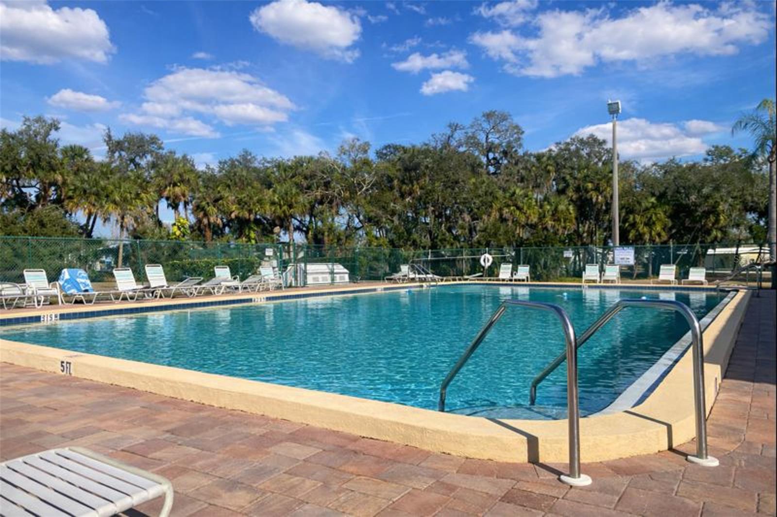 Image 16 of 22 For 6710 36th Avenue E 98