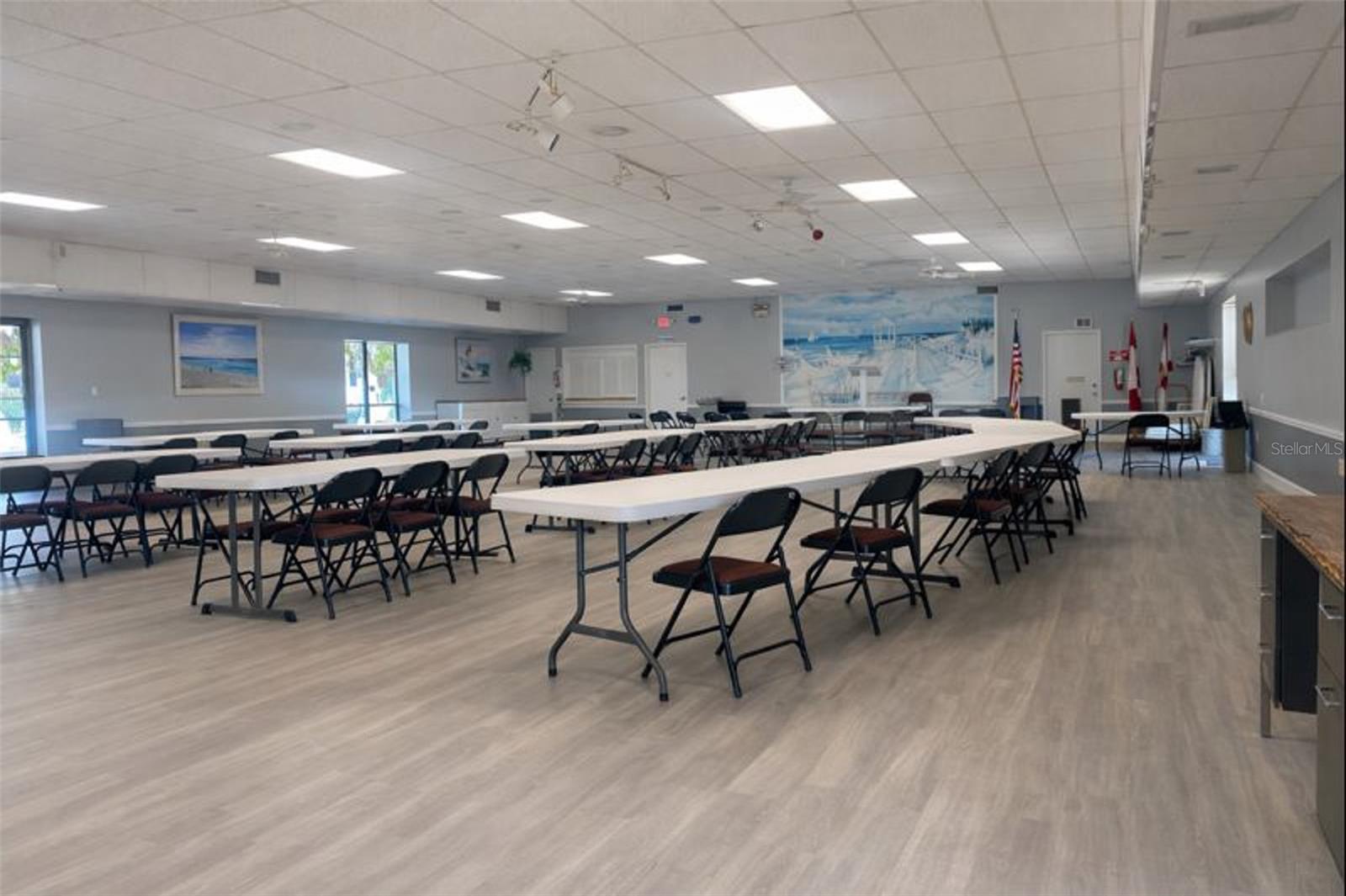 Image 20 of 22 For 6710 36th Avenue E 98