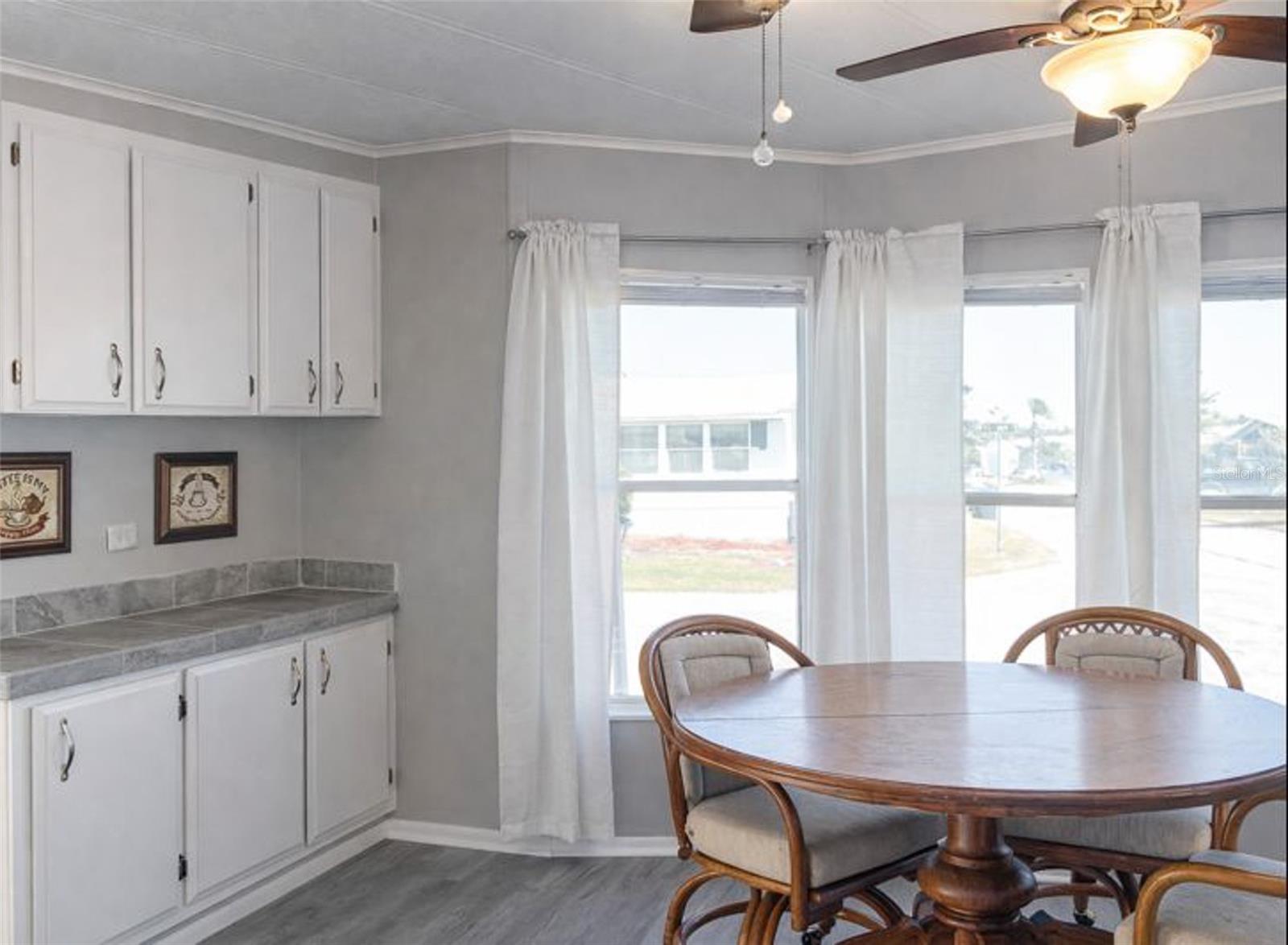 Image 5 of 22 For 6710 36th Avenue E 98