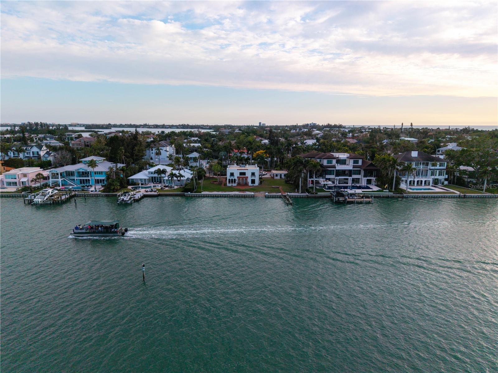 Image 11 of 39 For 679 Norsota Way