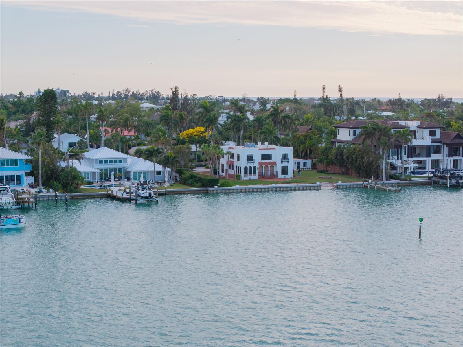 Image 14 of 39 For 679 Norsota Way