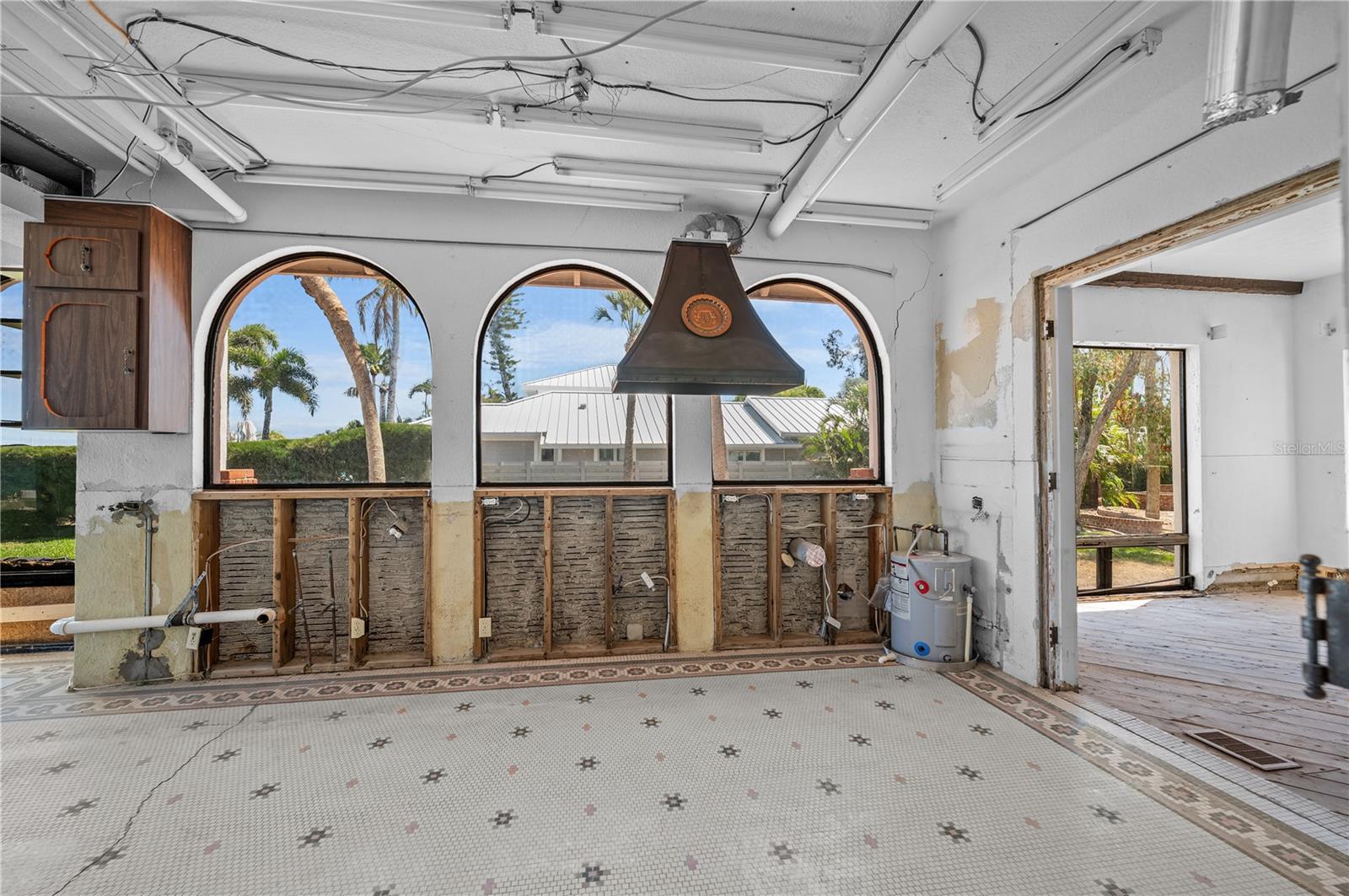 Image 23 of 39 For 679 Norsota Way