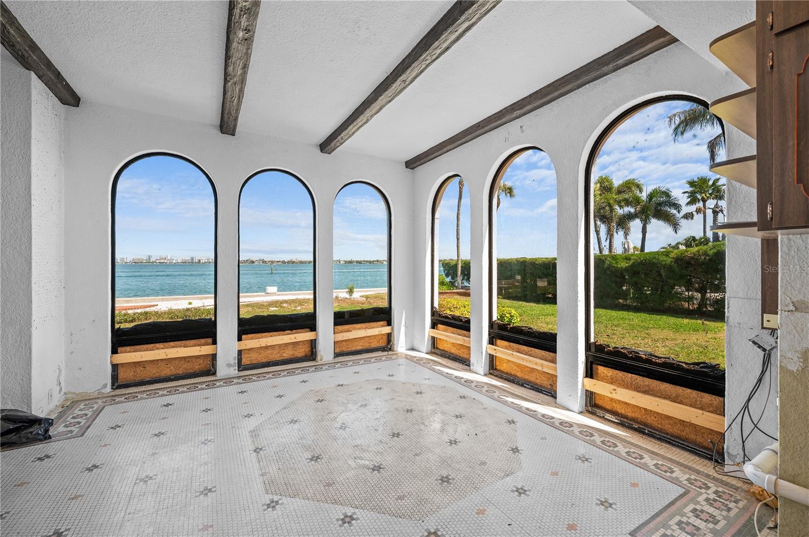 Image 25 of 39 For 679 Norsota Way