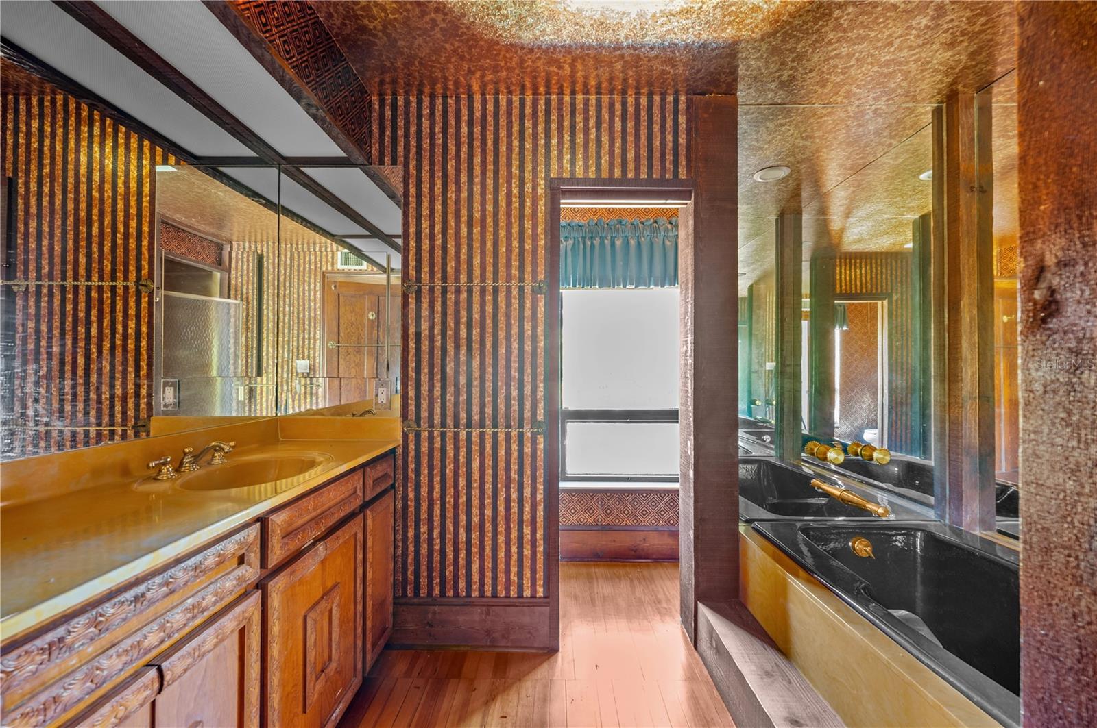 Image 33 of 39 For 679 Norsota Way