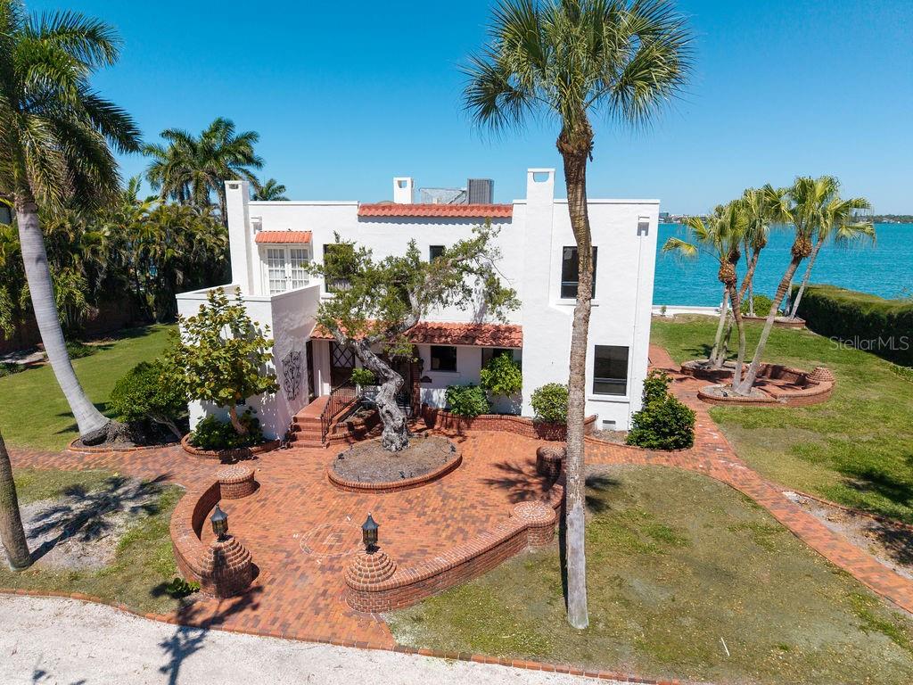 Image 8 of 39 For 679 Norsota Way